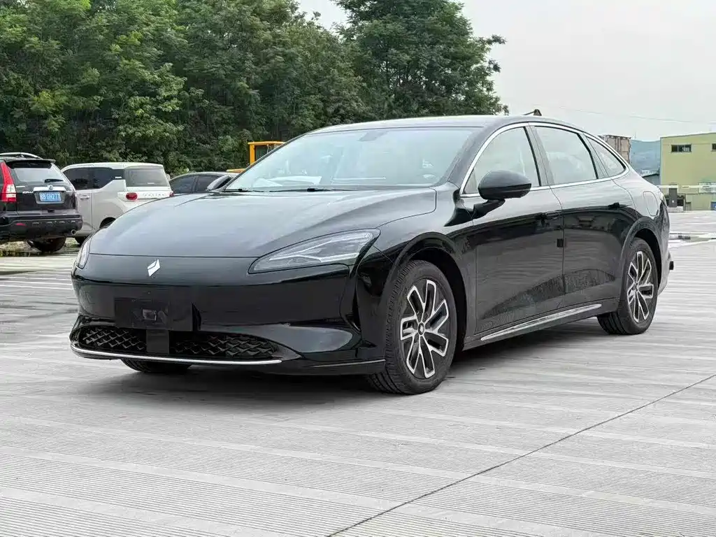 Baojun Очень приятно.