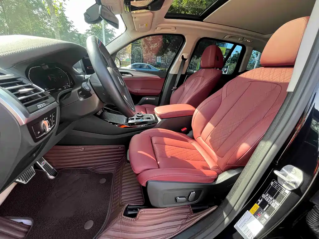 BMW iX3