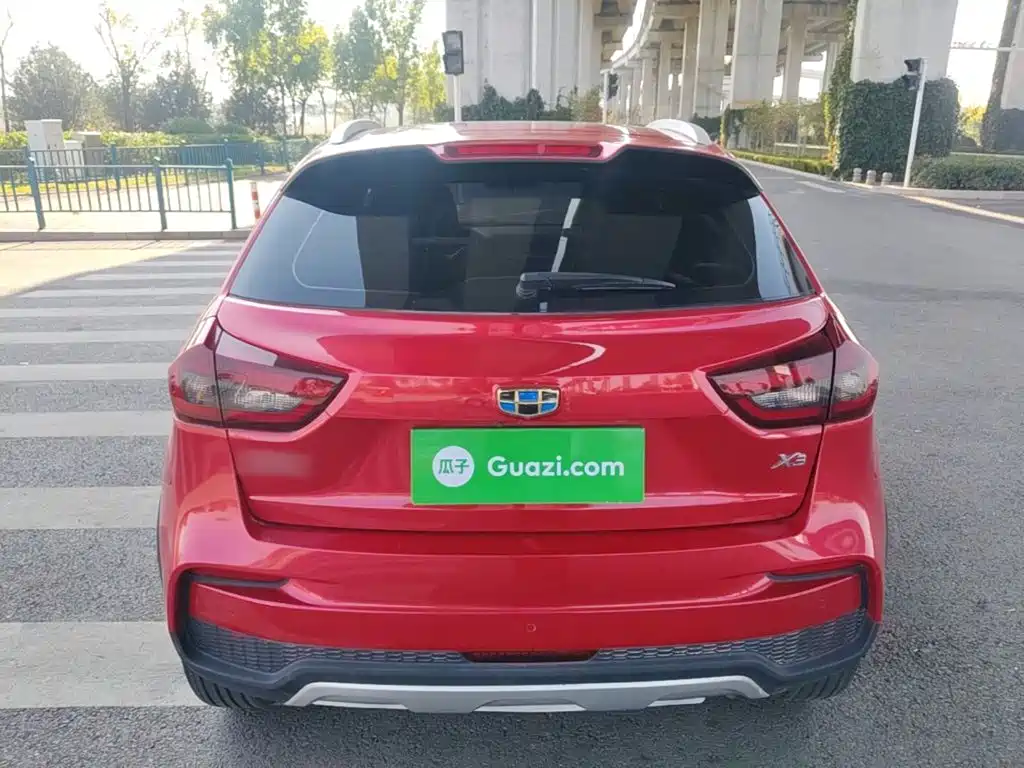 Geely Vision X3 — миниатюра 6