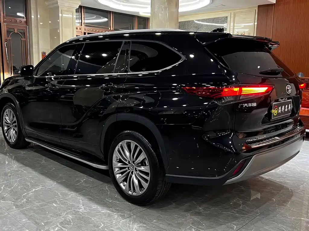 Toyota Highlander — миниатюра 6