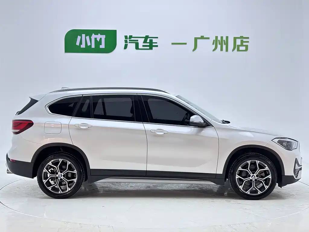 BMW X1 2022 sDrive20Li Premium