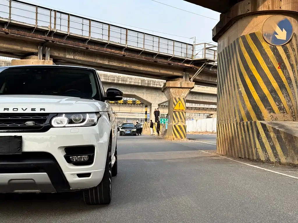Land Rover Range Rover Sport 2017 3.0 SC V6 HSE DYNAMIC