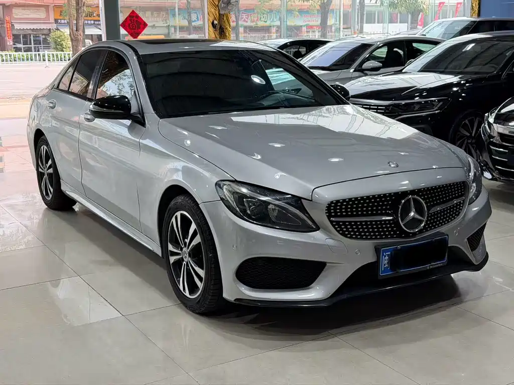 Mercedes-Benz C-Class — миниатюра 3
