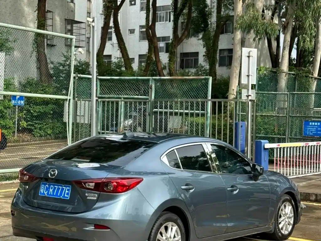 Mazda 3 Axela — миниатюра 9