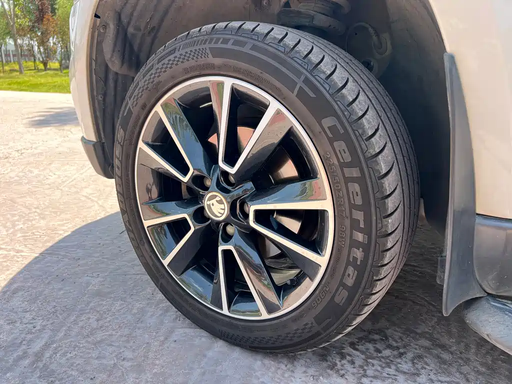 Skoda Yeti — миниатюра 10