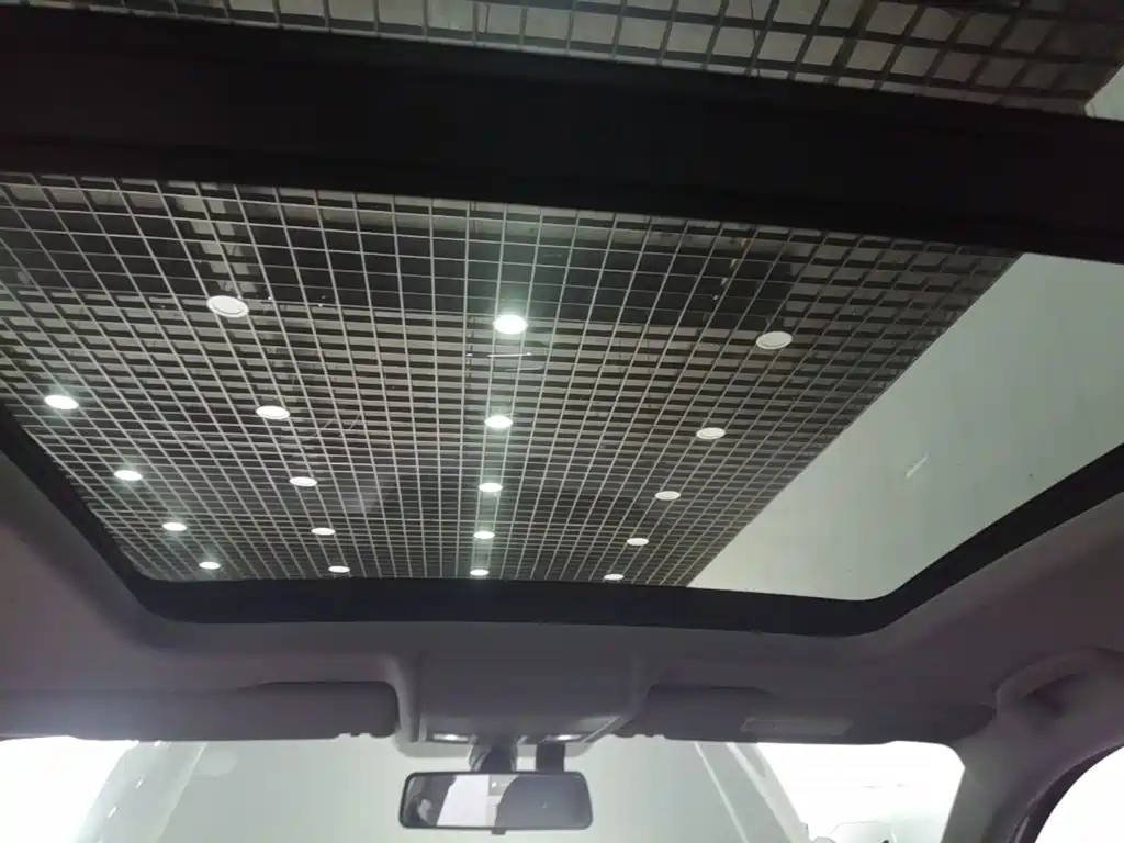 Volkswagen Tiguan L — миниатюра 18