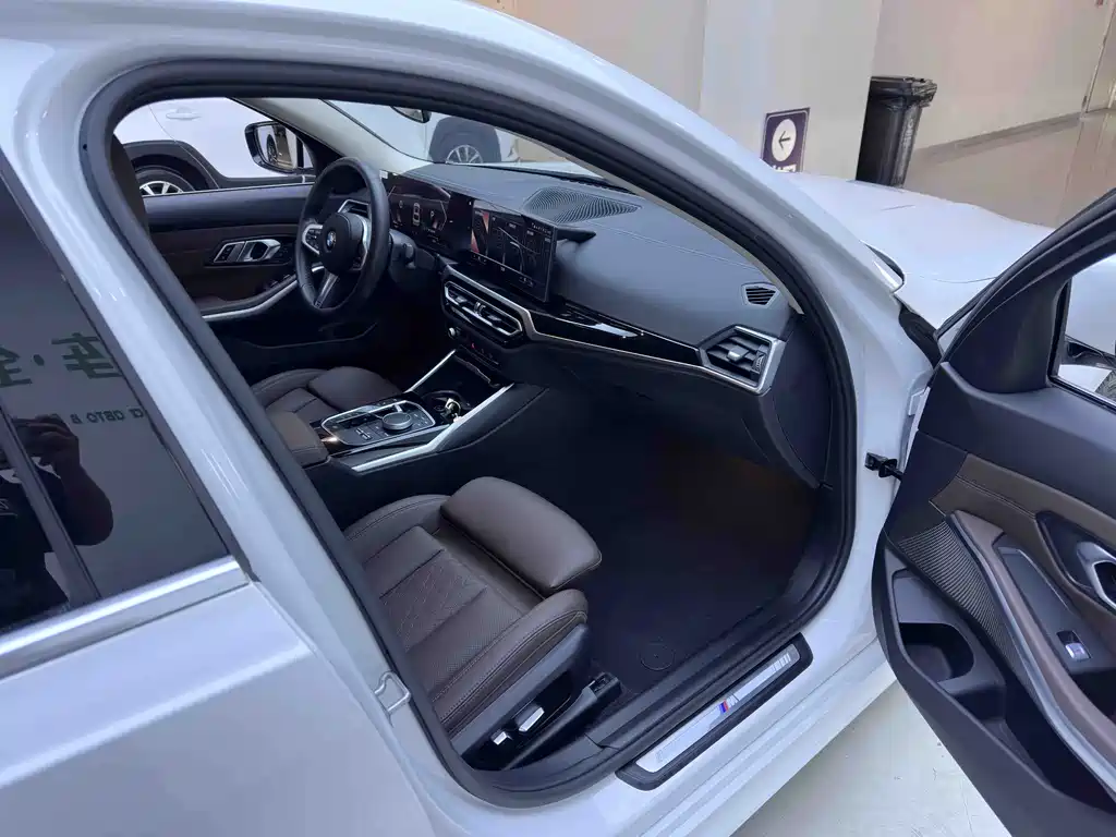BMW 3 Series 3 2023 320Li M Sport