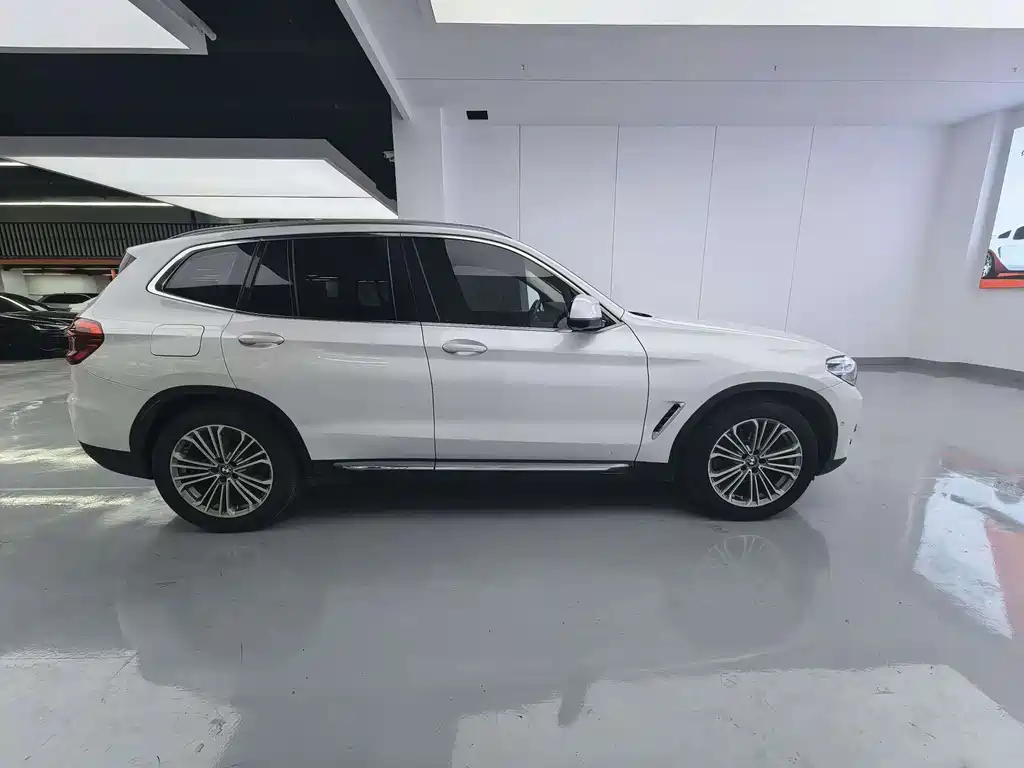 BMW X3 — миниатюра 4