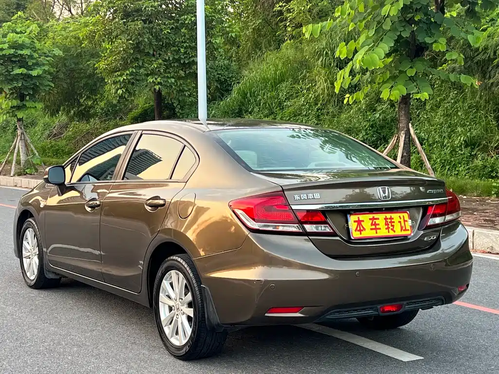Honda Civic — миниатюра 5