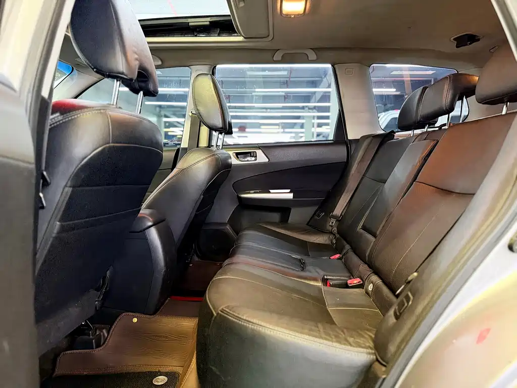 Subaru Forester — миниатюра 6