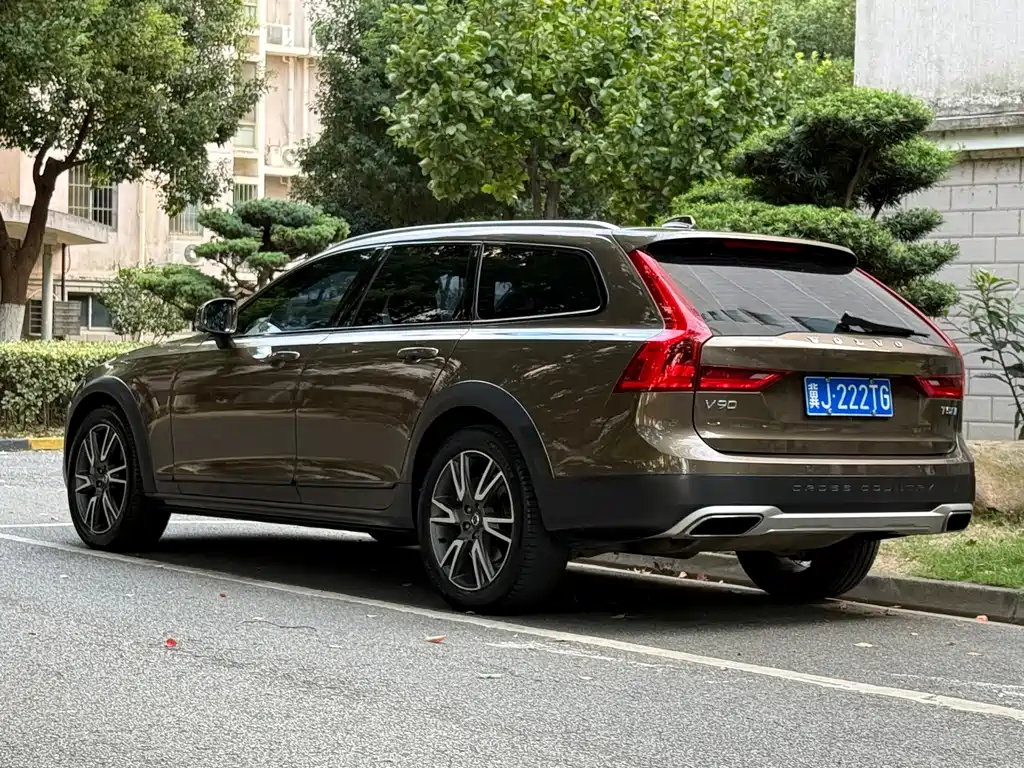 Volvo V90 — миниатюра 4