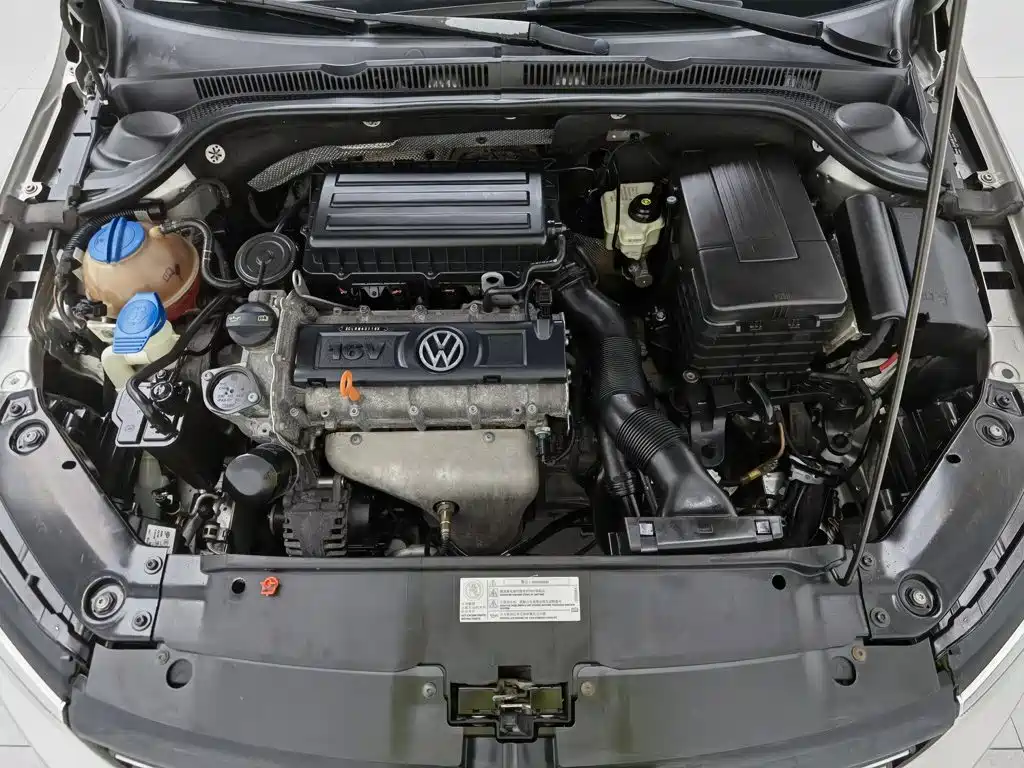 Volkswagen Sagitar — миниатюра 6