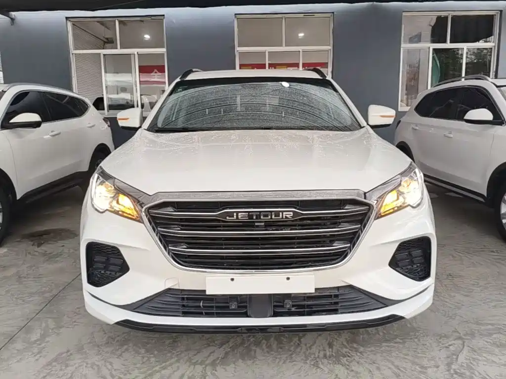 JETOUR X70 2020 1.5T MT 7 мест