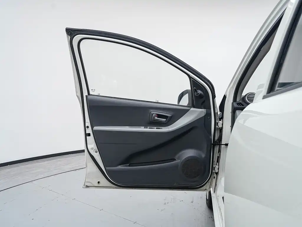 Suzuki Alto — миниатюра 17