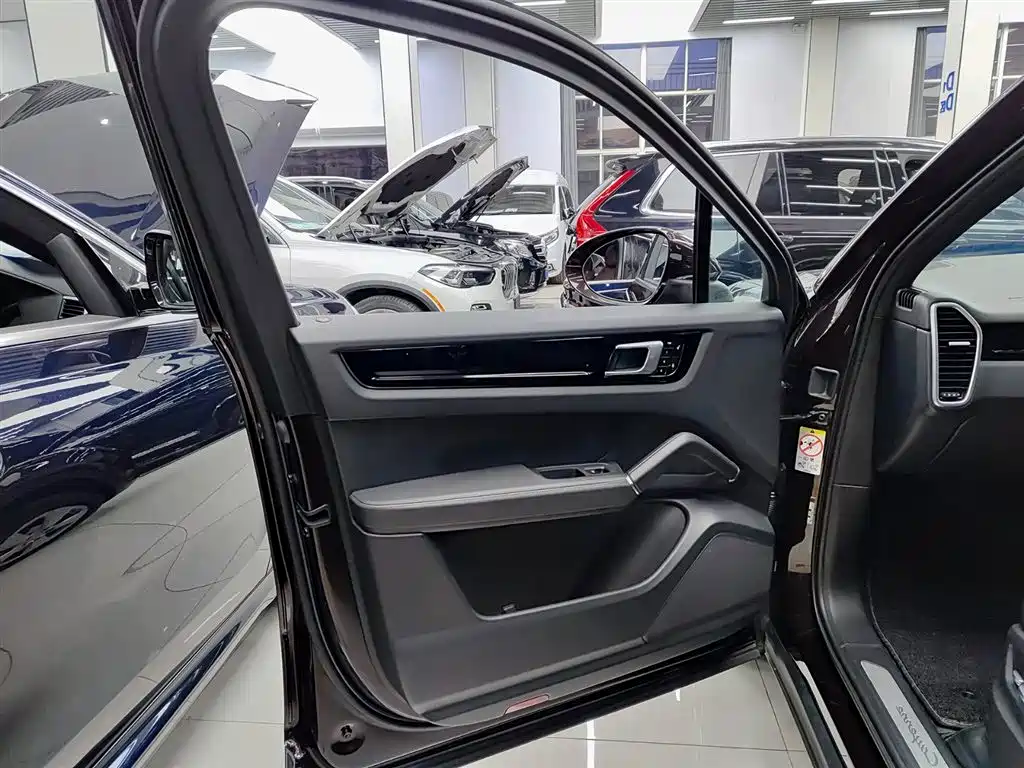 Porsche Cayenne 2018 Cayenne 3.0T