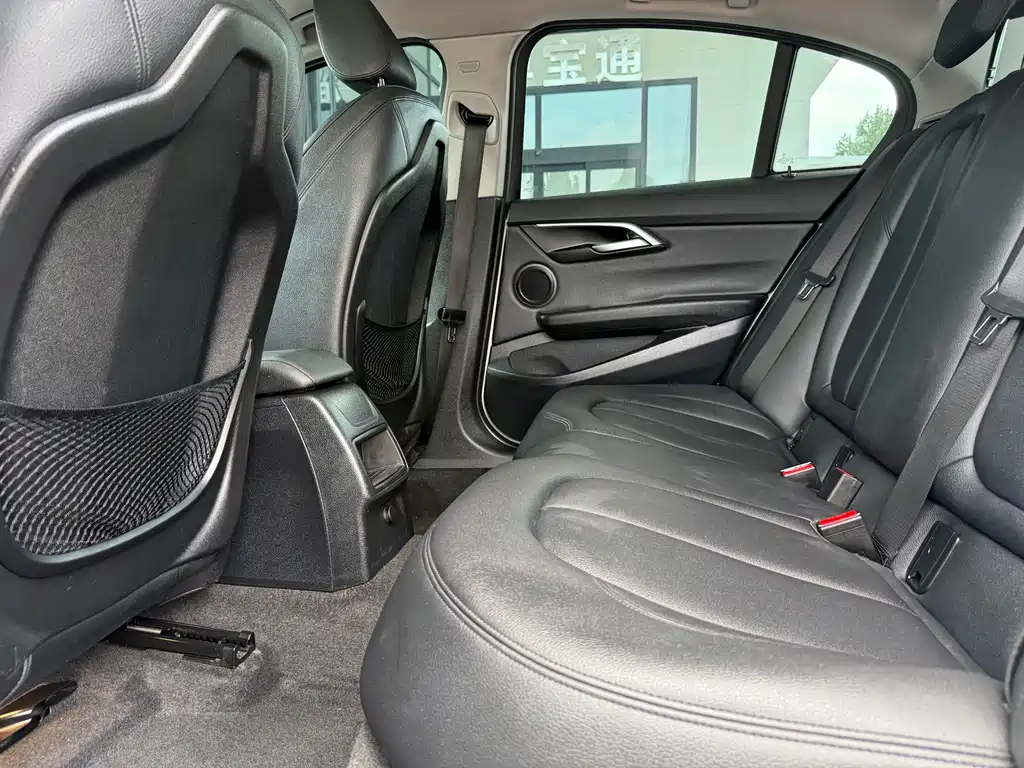 BMW 1 Series 1 2018 118i Sport