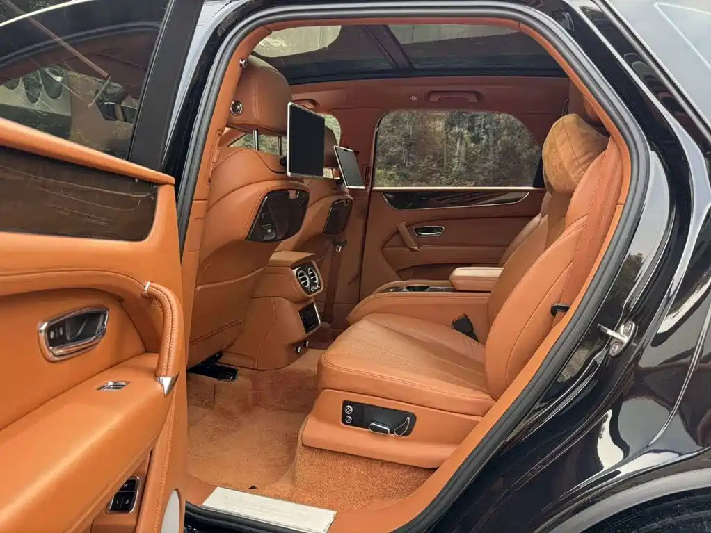 Bentley Bentayga — фотографии объявления, Фото 8