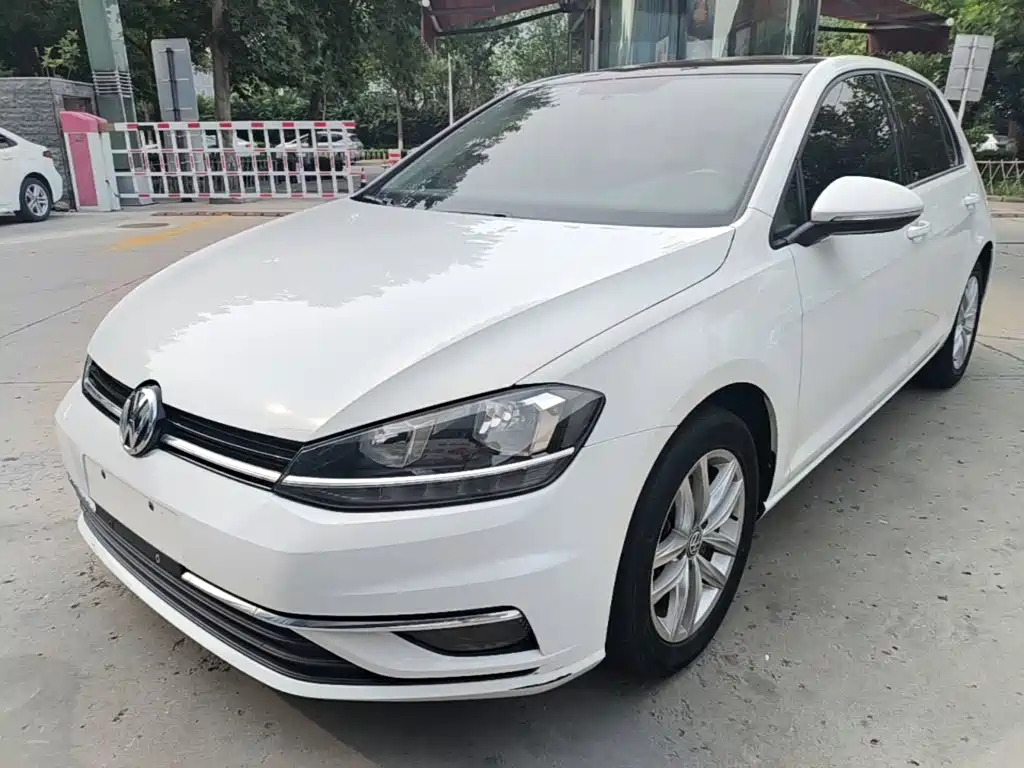 Volkswagen Golf 2018 230TSI AT Comfort