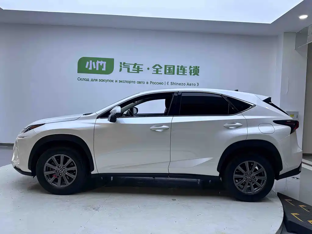 Lexus NX 2020 200 VI