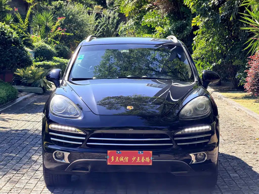 Porsche Cayenne — миниатюра 2