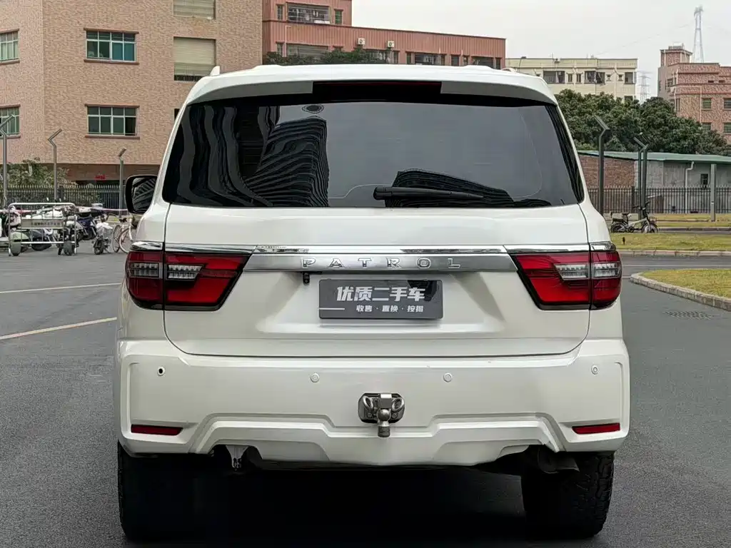 Nissan Patrol 2018 4.0L