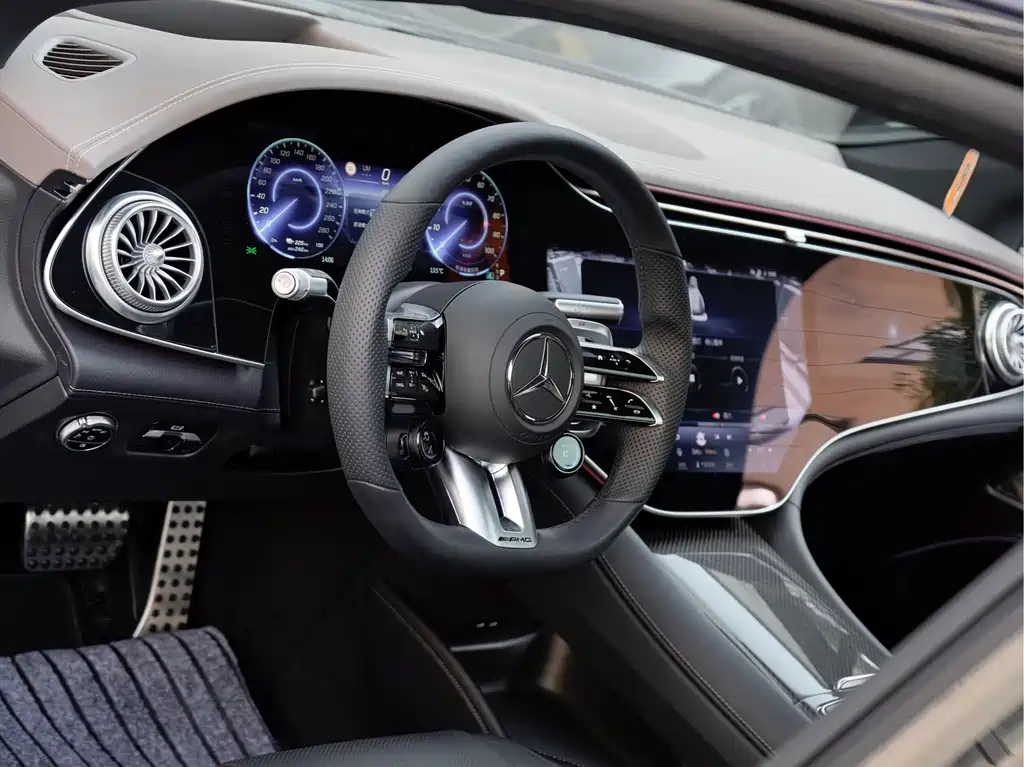 MERCEDES-BENZ EQS AMG