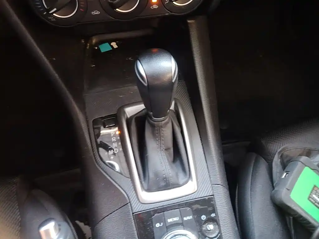 Mazda 3 Axela — миниатюра 14