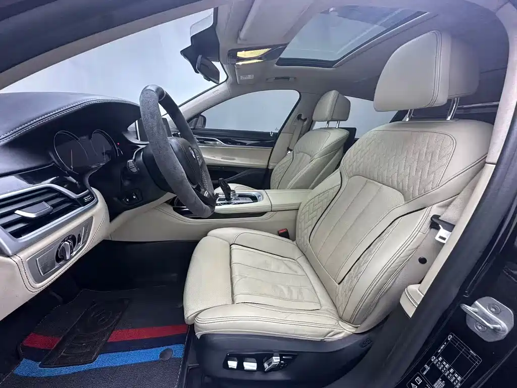 BMW 7 SERIES