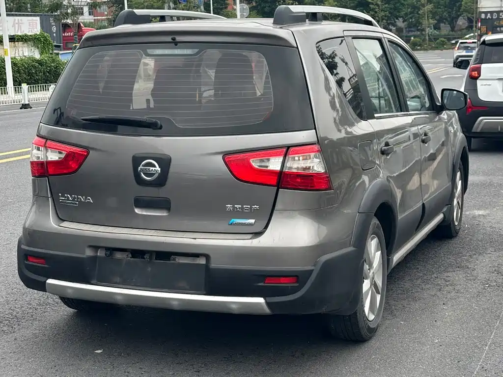 Nissan Livina — миниатюра 4