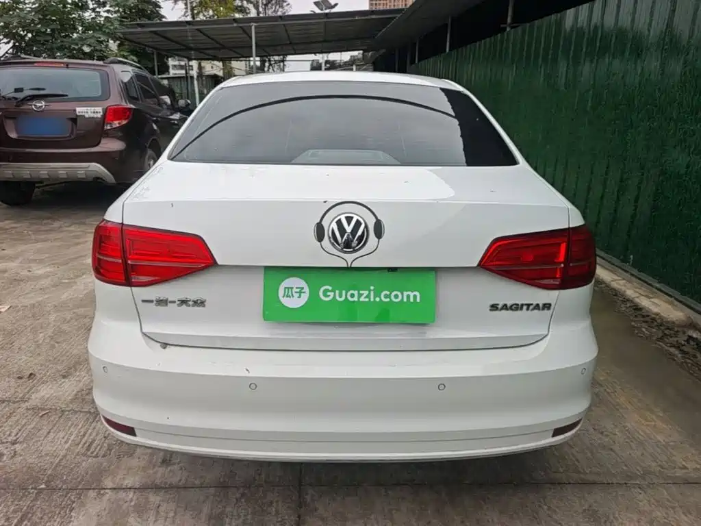 Volkswagen Sagitar — миниатюра 6