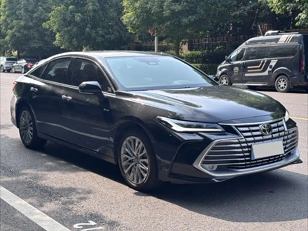 Toyota Avalon - фото 3