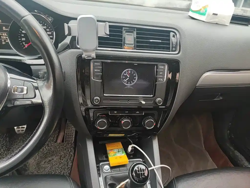 Volkswagen Sagitar — миниатюра 9