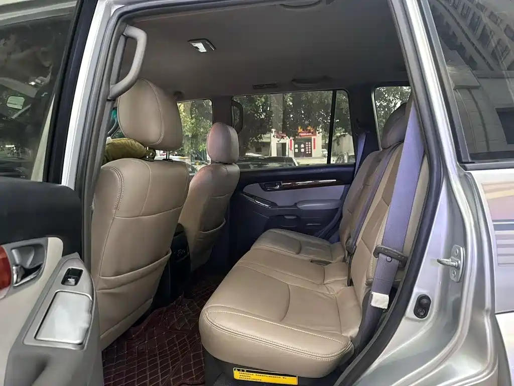 Toyota Land Cruiser Prado 2004 GX 2.7 AT