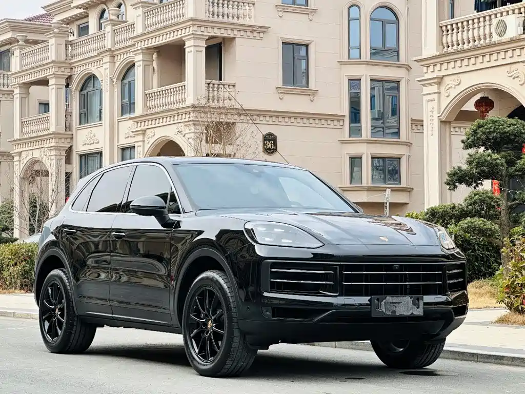 PORSCHE CAYENNE