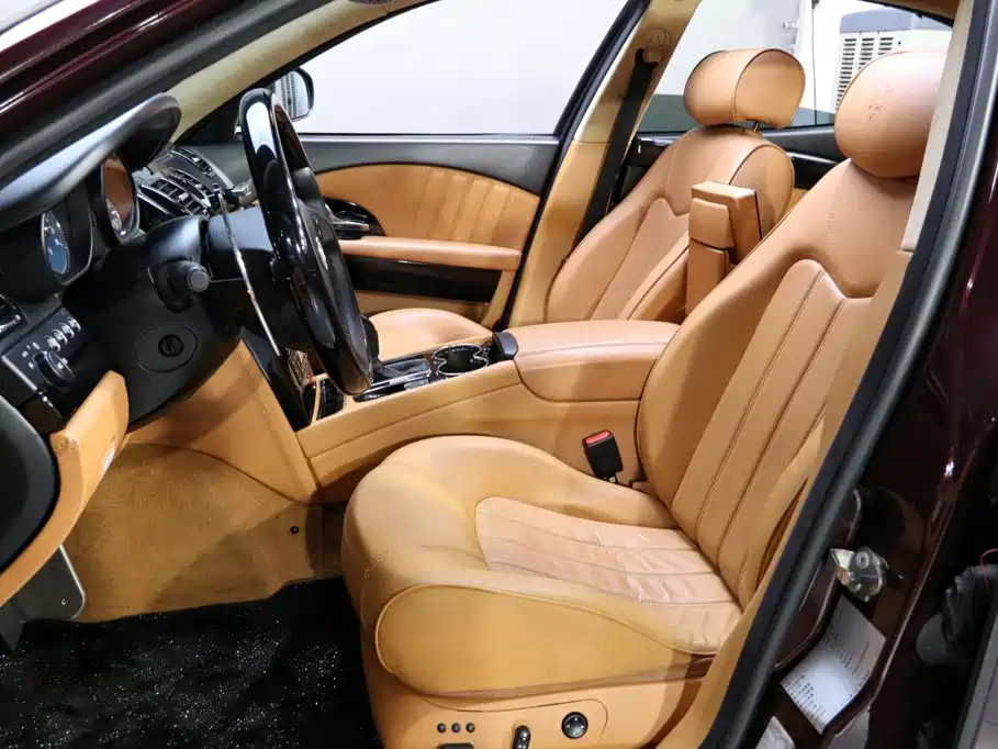 Maserati Quattroporte — миниатюра 14