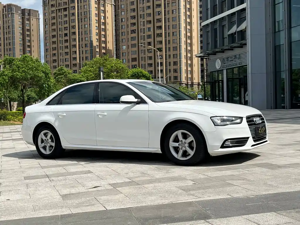 Audi A4L — миниатюра 3