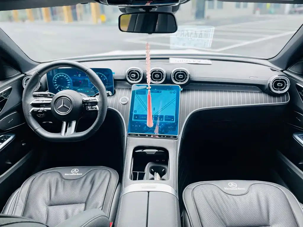 Mercedes-Benz C-Class — миниатюра 5