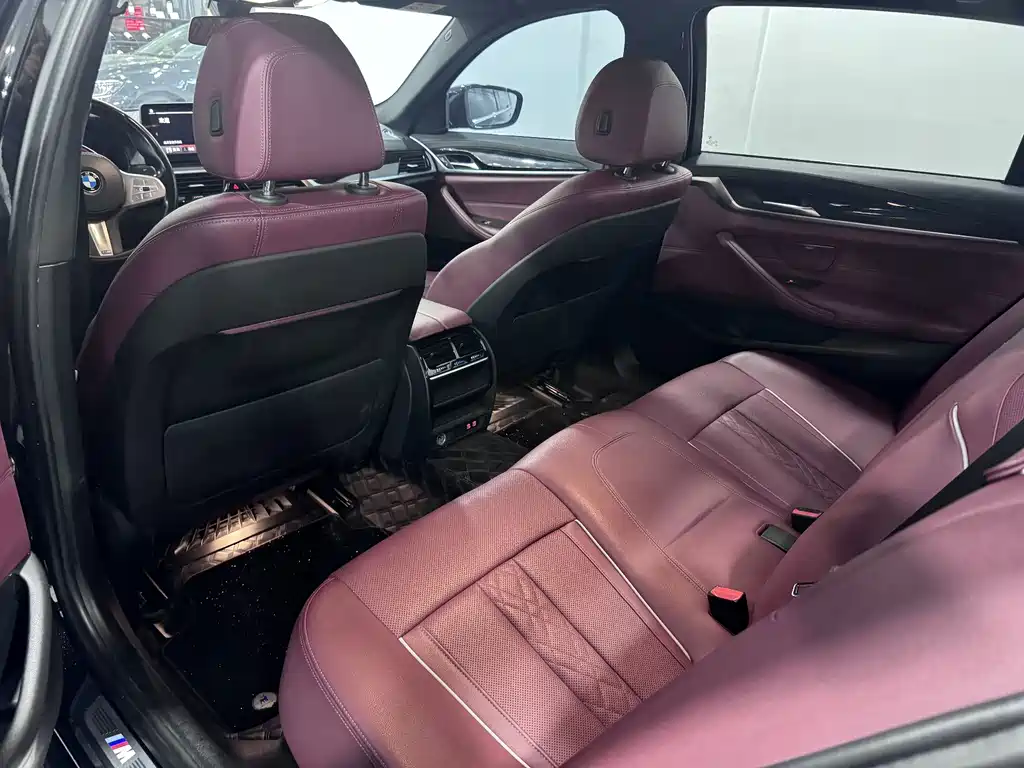 BMW 5 Series — миниатюра 5