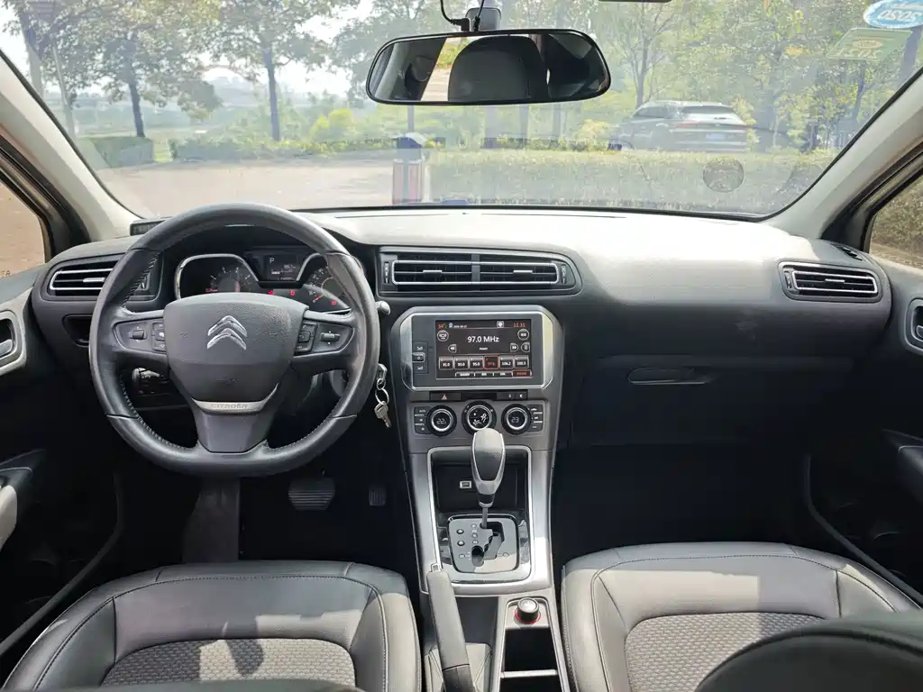 Citroen C4 — миниатюра 9