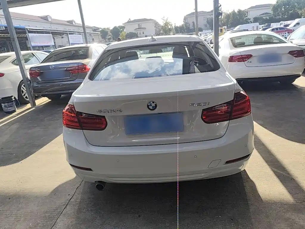 BMW 3 Series — миниатюра 6