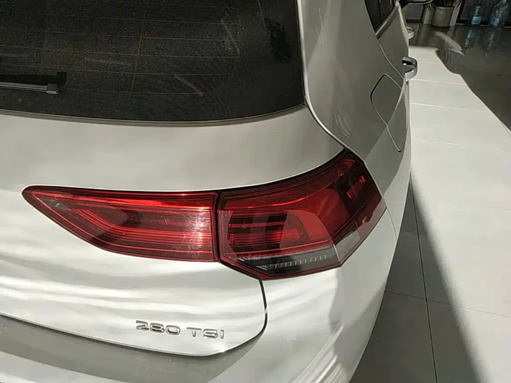 Volkswagen Golf — миниатюра 8
