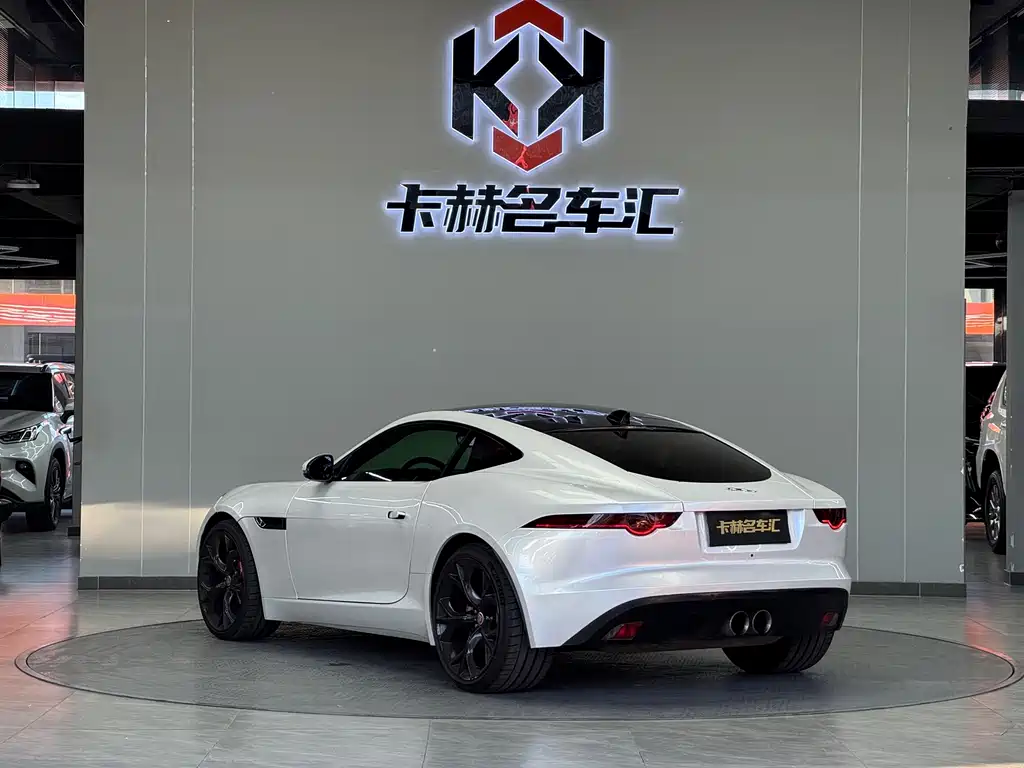 Jaguar F-TYPE — миниатюра 4