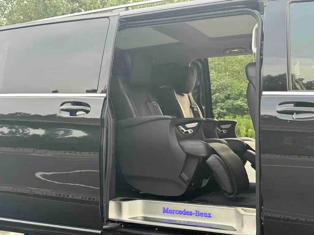 Mercedes-Benz V-Class V 2017 V 260 L Luxury Long Wheelbase