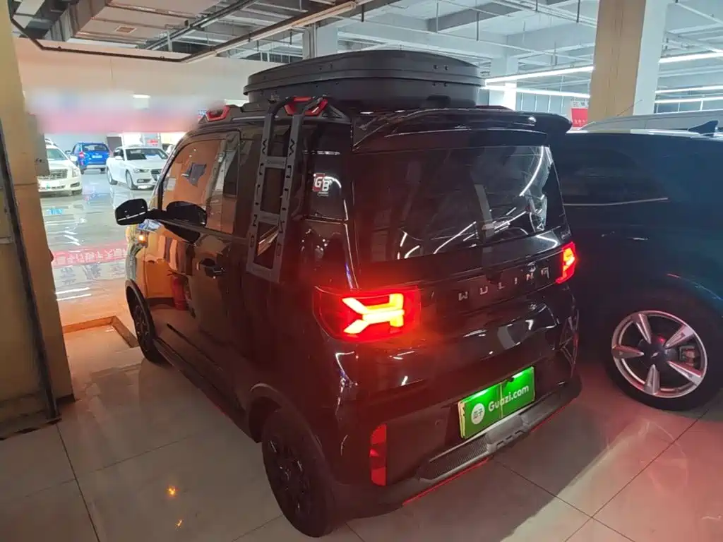 Wuling MINIEV — миниатюра 5