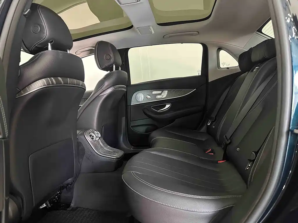 Mercedes-Benz E-Class E 2023 E 300 L Luxury