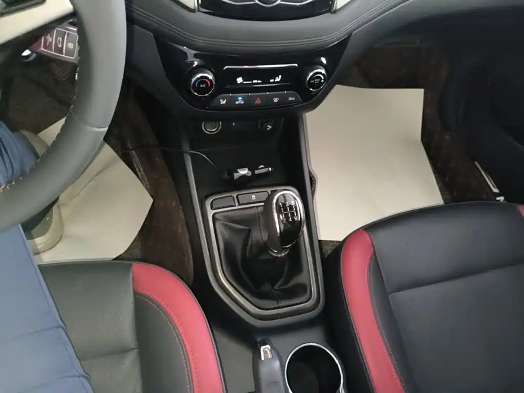 Changan Eado XT — миниатюра 14