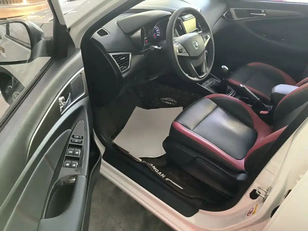 Changan Eado XT — миниатюра 16