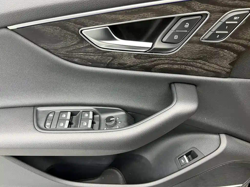 Audi Q8 — миниатюра 21