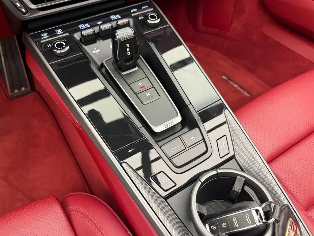 Porsche 911 2022 Targa 4 3.0T