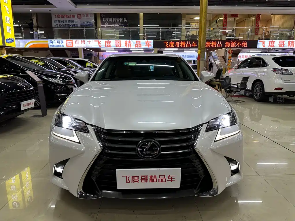 LEXUS GS
